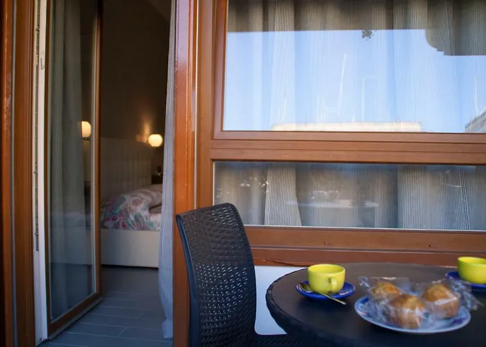 Danoi In Trastevere Bed & Breakfast 4*